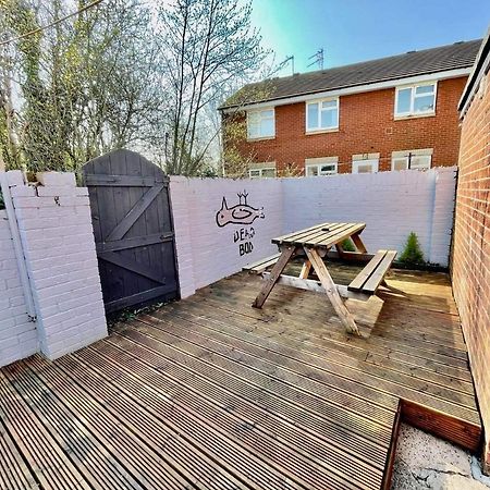 Spacious 3 Bedroom Retreat For Professionals Kingston upon Hull Exteriör bild