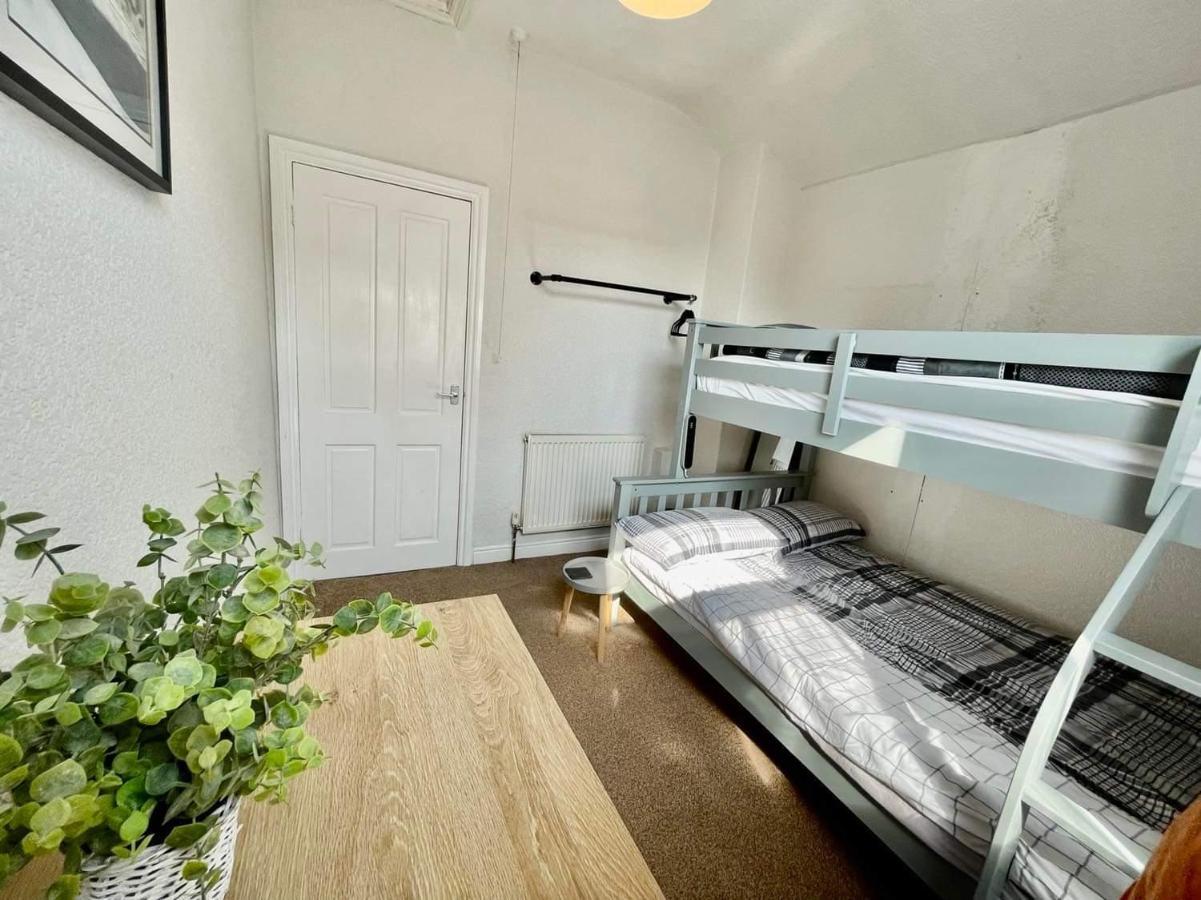 Spacious 3 Bedroom Retreat For Professionals Kingston upon Hull Exteriör bild